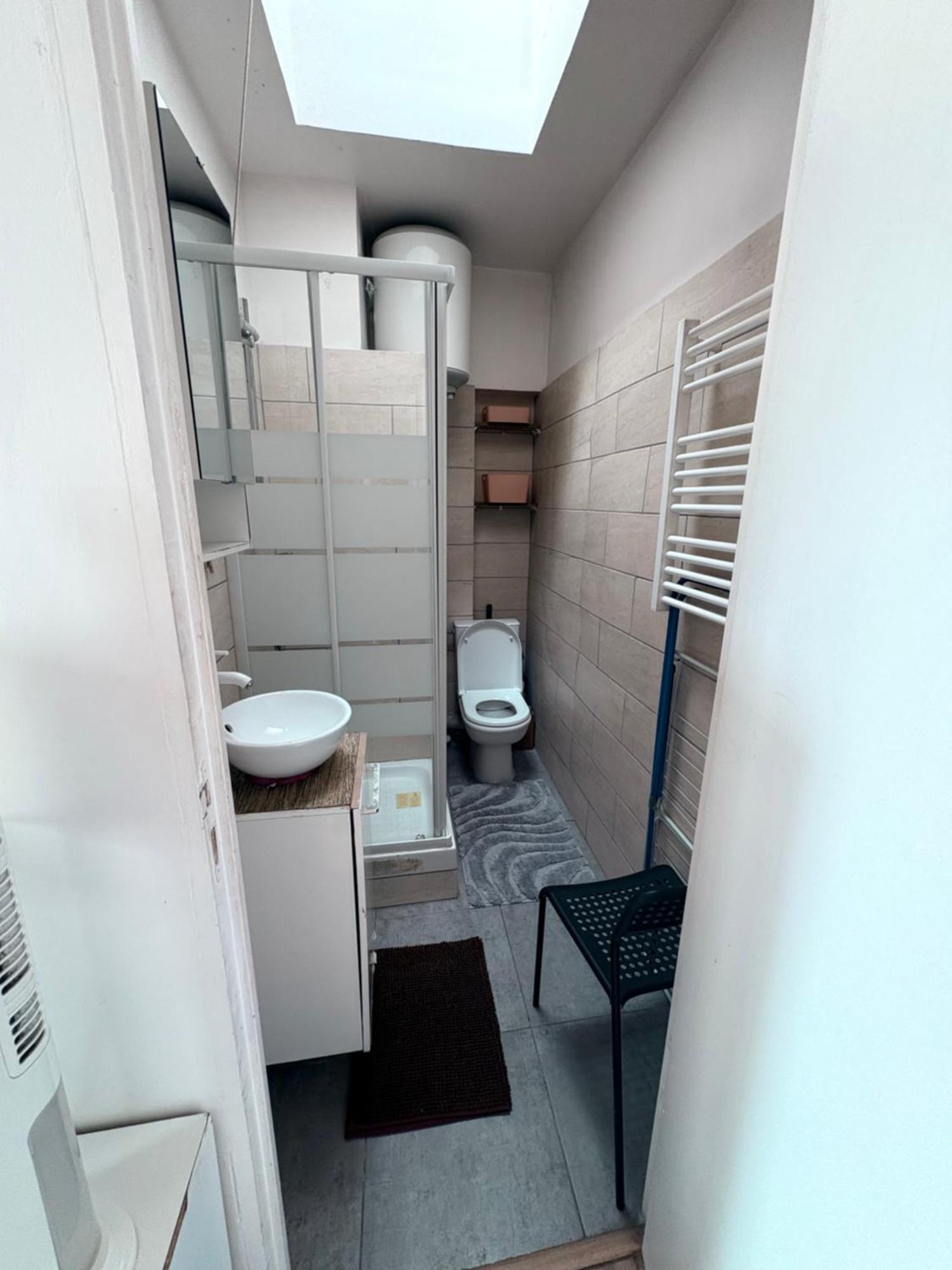 Apartment 18